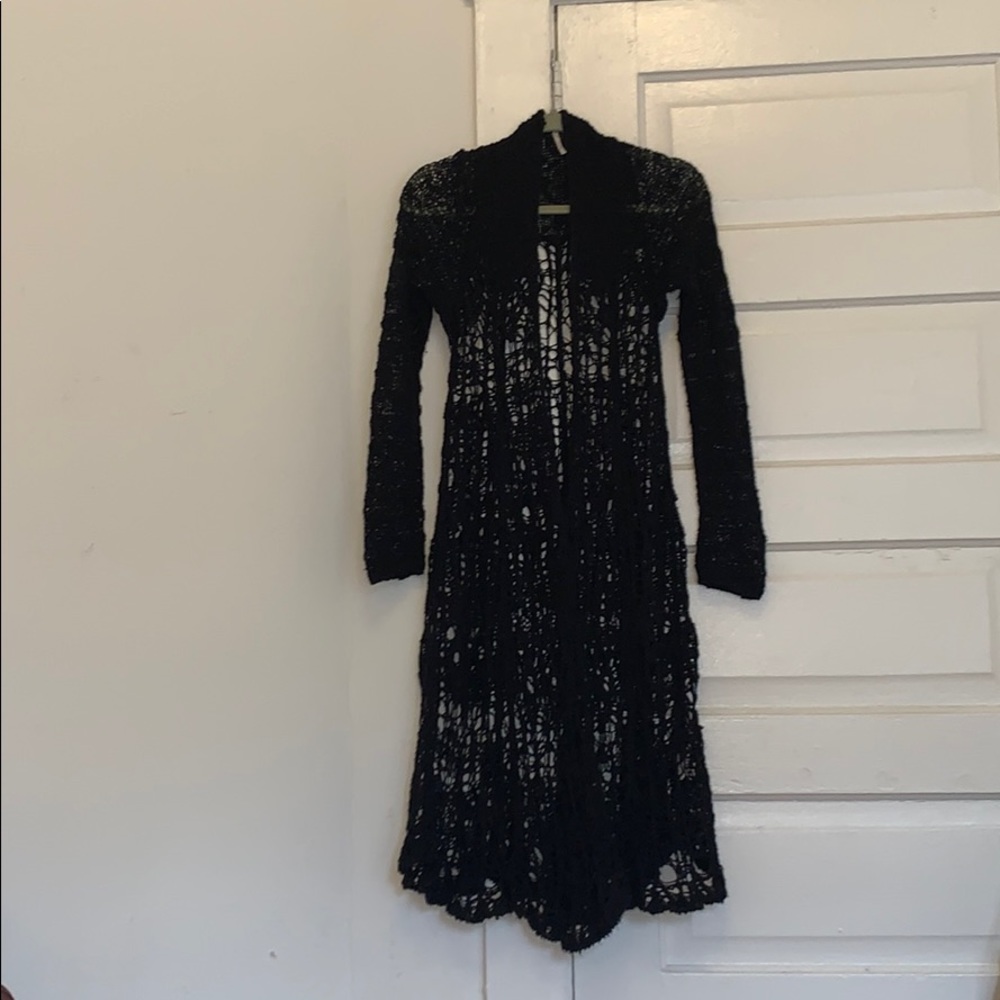 BLACK KNIT CARDI